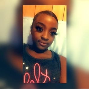 Meet your Posher, Andrene